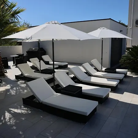 Luxury Sundance